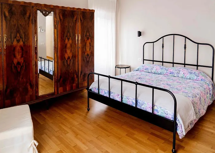 לינה וארוחת בוקר La Casa Di Tocco 3*